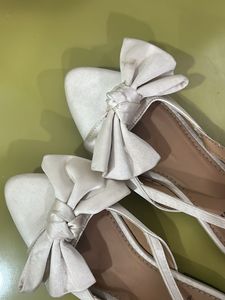 Elegant Bow Detail Slingback Flats