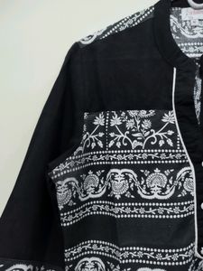 Ruhaans Black White Floral Print Kurta