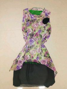 Floral Print Sleeveless Blouse