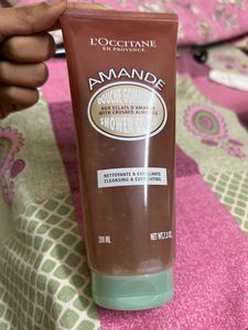 L’Occitane Almond Shower Scrub