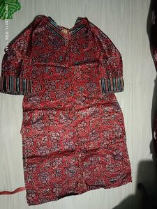Chic Red Floral Kurti