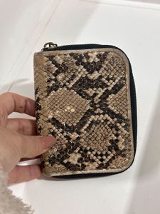 Trendy Snakeskin Print Wallet