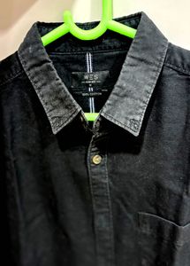 WES Casuals - Classic Black Button-Dow