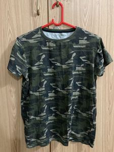 Imported Men's Camouflage T-Shirt
