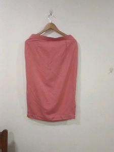 Chic Pink Pencil Skirt