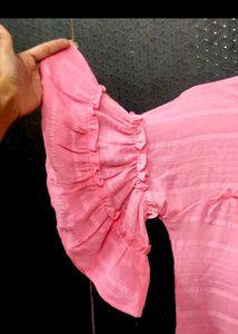 💓RuffleTop💓 By Lee Cooper