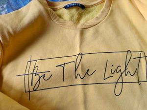 Yellow "Be The Light" Cropped Sweatshirt