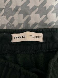 Comfortable Dark Green Joggers