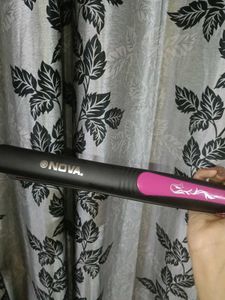 Nova Hair Straightener