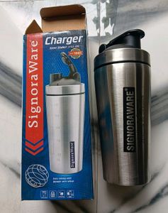 SignoraWare Stainless Steel Shaker Bottle