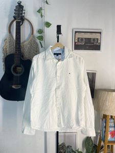 Tommy Hilfiger White Button-Up Shirt
