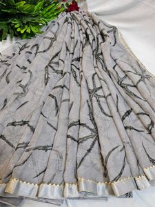 Elegant grey colour Printed Saree with blouse