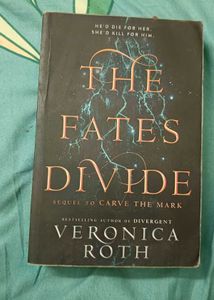 The Fates Divide Veronica Roth Book