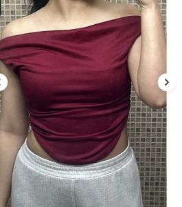 Chic Red Cowl Neck Sleeveless Top