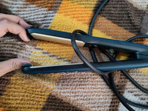 Philips Hair Straightener - Smooth &amp; Style