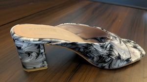 Fabbhue Stylish Flats &amp; Sandals UK5
