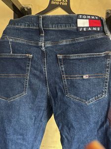 NEW!Fresh!ORIGINAL Tommy Hilfiger Dark Wash Jeans