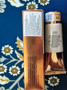 Daily Defense Foundation SPF 20