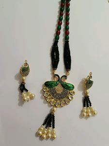 Black Crytal Mala Set