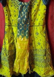 Elegant Embroidered Kurta Set