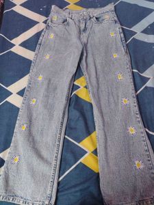 Daisy Embroidered Wide Leg Jeans