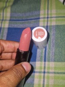 Lipsticks - Matte &amp; Creme Nudes