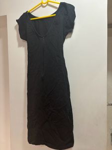Black V Back Dress With In Built Belt