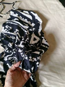 Monochrome Patterned midi dress