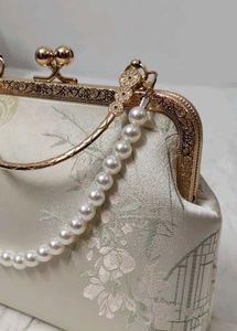 New Chinese national style embroidered hanfu bag
