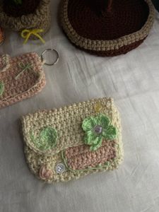 Crochet Coin Pouch