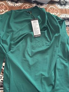 Solid Green Long Sleeve Top