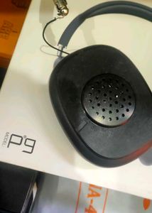 P9 Bluetooth Headphones new but something damage