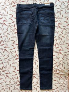 Stylish Women's Dark Wash Jeans 👖