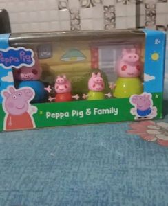 Brand New** Peppa Pig family Toy Box