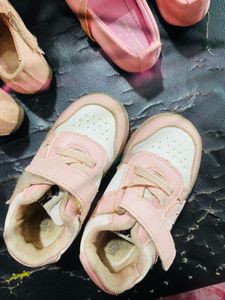 Adorable Pink Girls Shoes
