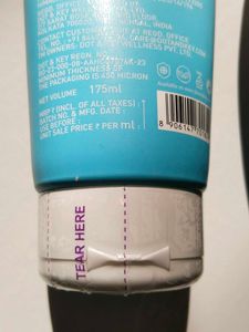 Dot &amp; Key Gentle Face Wash