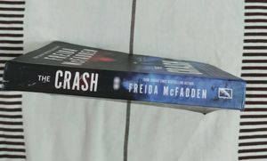 The Crash by Freida McFadden Thriller