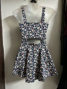Floral Print Crop Top &amp; Skirt Set