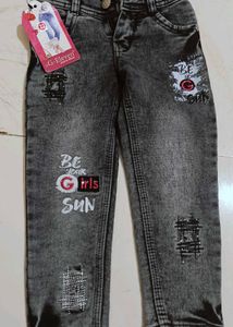Girls' Distressed Wash Jeans