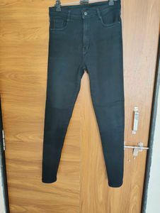 Black Skinny Fit Jeans