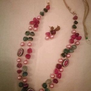 Natural Agate Beaded Necklace with Earrings