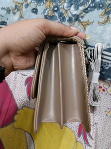 Stylish Beige Tweed Handbag