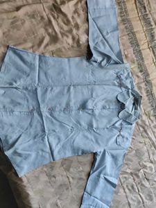 Chic Light Blue Button-Up Blouse