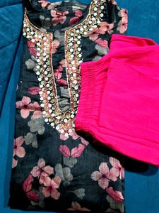 Embellished Floral Print Kurta😍🩷🖤