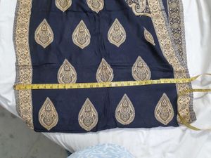 Elegant Paisley Print Scarf