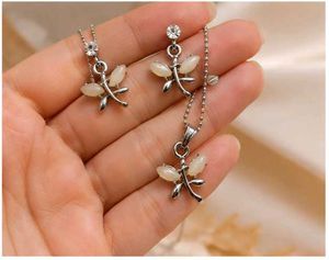 Dragonfly Necklace &amp; Earrings Set