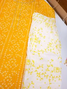 Fashion Women's Rayon Bandhani Printed Kurta Pant.