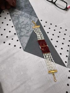 Elegant Pearl &amp; Bead Bracelet