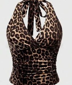 Chic Leopard Print Halter Top