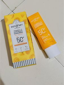 Dot & Key Vitamin C+E SPF 50 Sunscreen